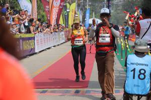 BIB: 40178
                            <button type="button" onclick="openModal(8250961)" class="btn btn-primary btn-sm float-right btn-popup" data-toggle="modal" data-target=".modal-high-quality">
                        <i class="fas fa-shopping-cart"></i> Add to Cart
                    </button>
                                            <button type="button" onclick="isThisMe(8250961, true)" class="btn btn-success btn-sm float-right btn-popup btn-isme hidden" data-toggle="tooltip" data-placement="bottom" title="นี่คือรูปของคุณใช่ไหม คลิกที่นี่เพื่อเอาเข้าอัลบั้ม">
                        <i class="fas fa-plus"></i> Add to album
                    </button>
                    <button type="button" onclick="isThisMe(8250961, false)" class="btn btn-warning btn-sm float-right btn-popup btn-isnotme hidden">
                        <i class="fas fa-ban"></i> Remove from album
                    </button>